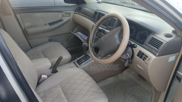 Toyota Corolla 2005 Silver
