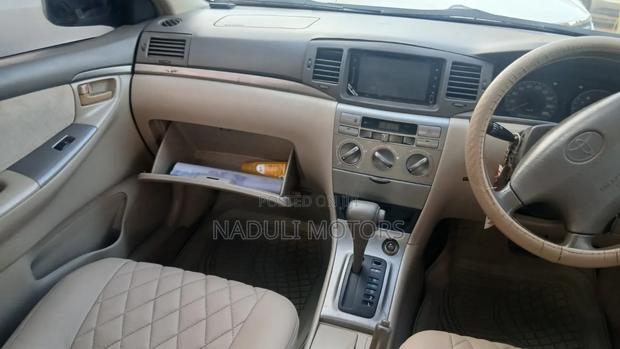 Toyota Corolla 2005 Silver