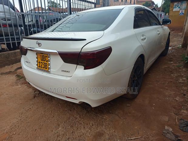 Toyota Mark X 2.5 RWD 2013 White