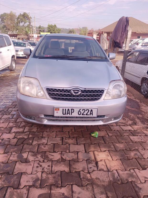 Toyota Corolla Sedan 2004 Silver