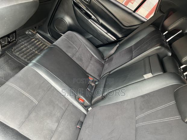 Toyota Harrier 2.0 2016 White
