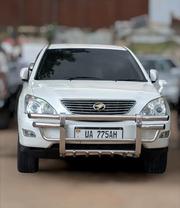Toyota Harrier 2.4 2011 Off white for sale