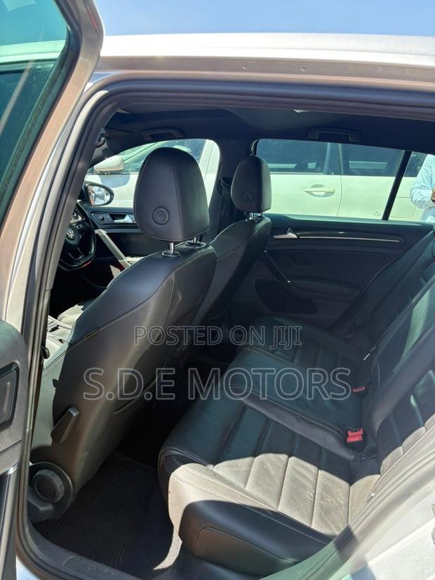 Volkswagen Golf GTI Autobahn w/Performance Pkg 4-Door 2016 Gray