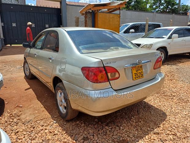 Toyota Corolla 1.8 VVTL-i TS 2007 Gold