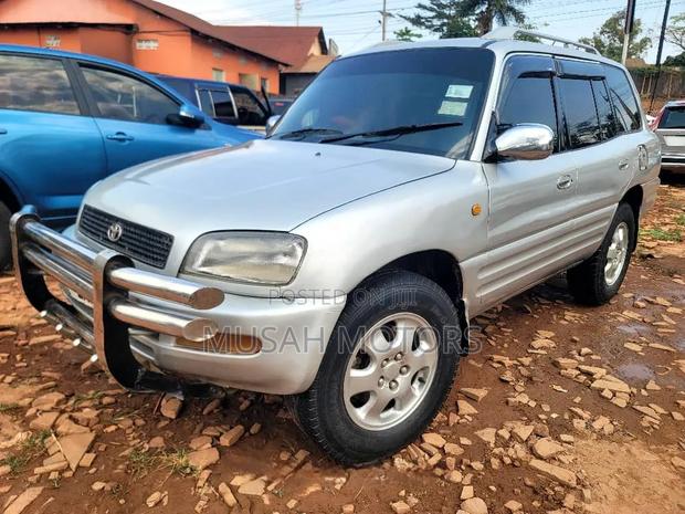 Toyota RAV4 Cabriolet 1998 Silver