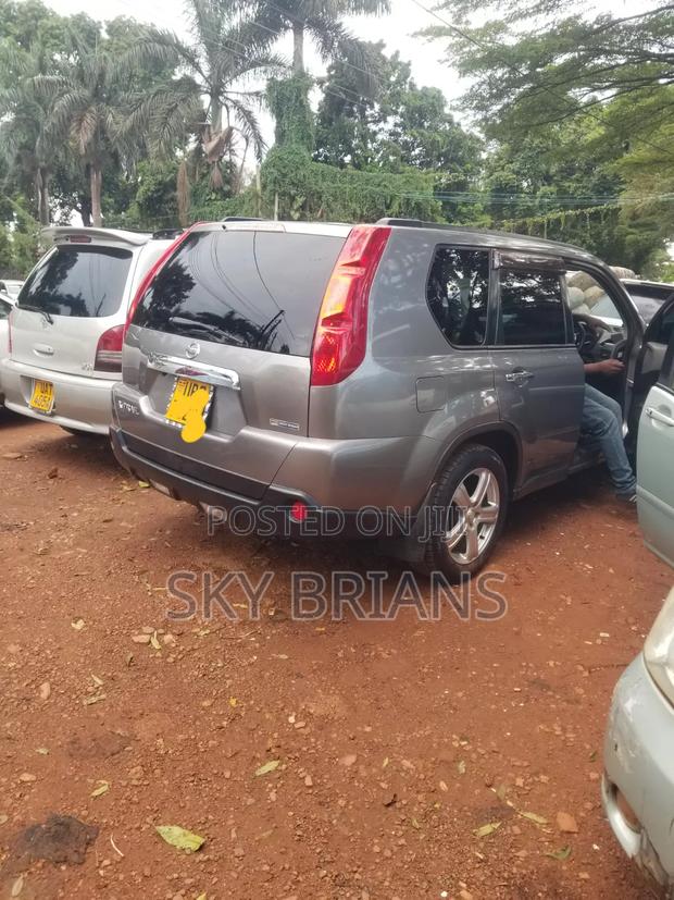 Nissan X-Trail 2.0 Petrol XE 2009 Gray