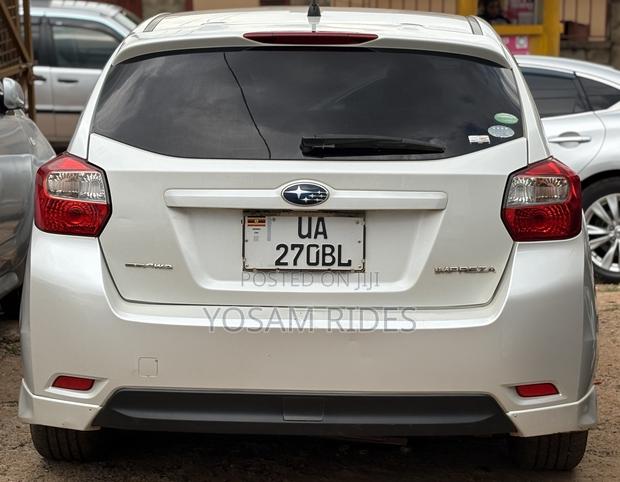 Subaru Impreza 2.0i 5-dr 2013 White