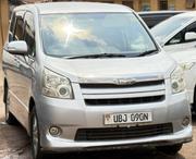 Toyota Noah 2.0 143hp AWD (7 Seater) 2007 Silver for sale