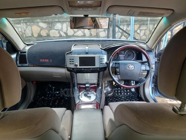 Toyota Mark X 2006 Blue