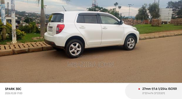 Toyota IST 2012 Pearl