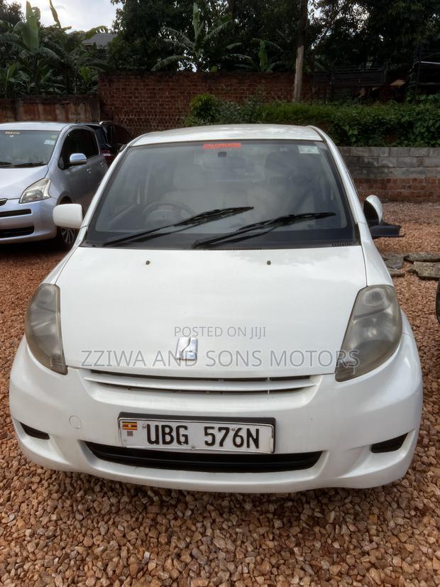 Toyota Passo 1.0 FWD 2009 White