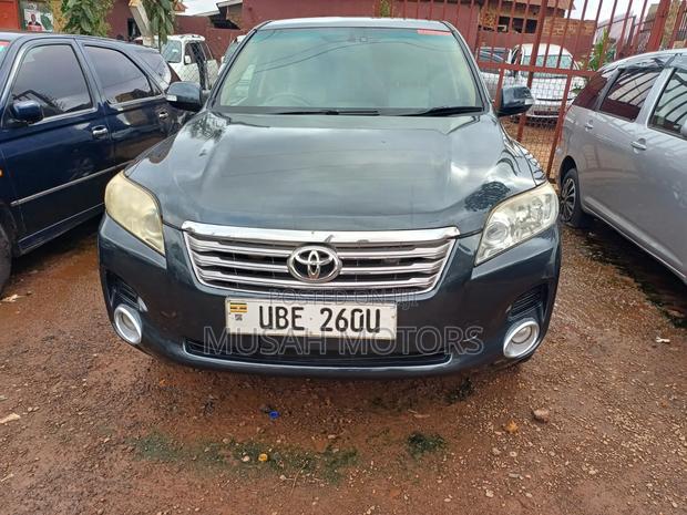 Toyota Vanguard 2008 Gray