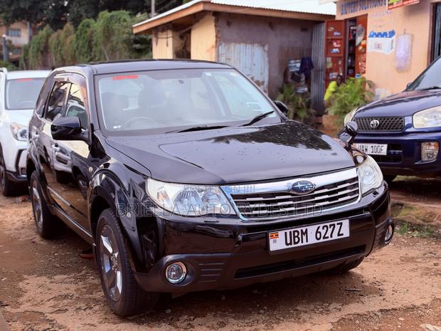 Subaru Forester 2010 Black