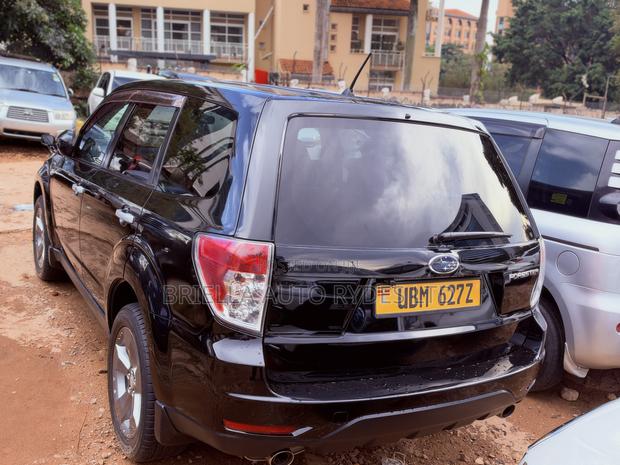 Subaru Forester 2010 Black