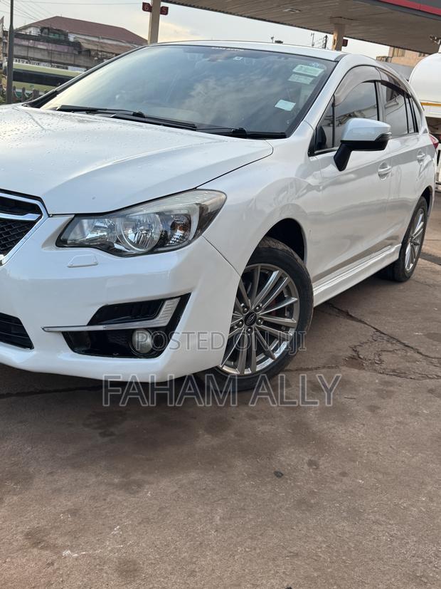 Subaru Impreza 2.0i Limited PZEV 4dr Hatchback AWD (2.0L 4cyl CVT) 2015