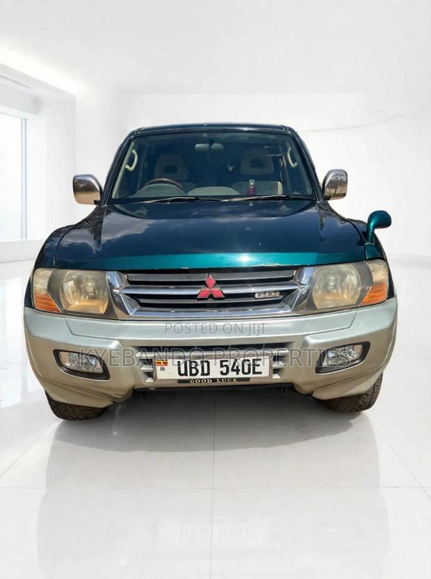 Mitsubishi Pajero 2.5 D Sport 2003 Green