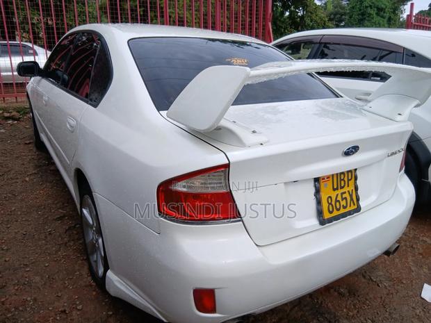 Subaru Legacy 2008 White