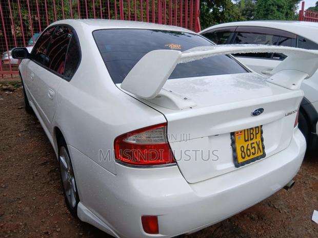 Subaru Legacy 2008 White