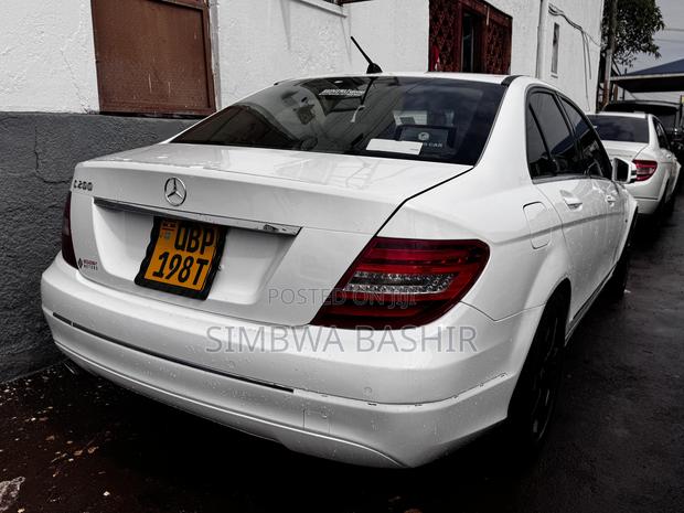 Mercedes-Benz C200 2013 White