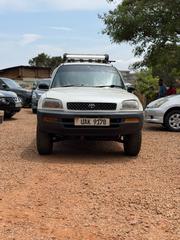Toyota RAV4 1999 White for sale