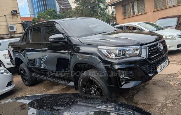 Toyota Hilux Revo Double Cab Deisel 2.8 AWD 2018 Black