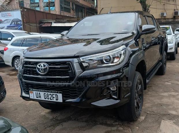 Toyota Hilux Revo Double Cab Deisel 2.8 AWD 2018 Black