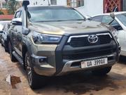 Toyota Hilux 2016 Green for sale