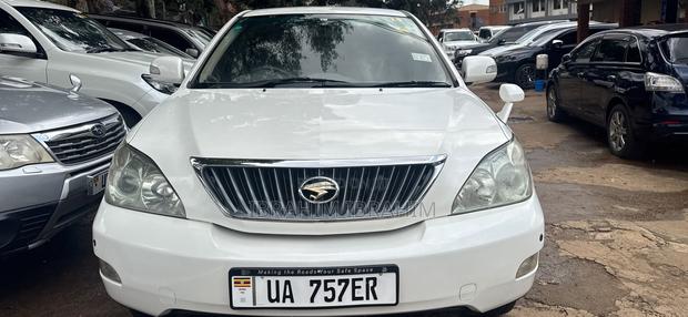 Toyota Harrier 2008 White