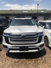 Toyota Land Cruiser LC300 2023 White for sale