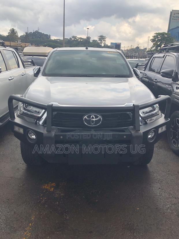 Toyota Hilux 2.8 Diesel 2020 Silver