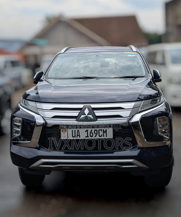 Mitsubishi Pajero Sport GLS 2020 Blue