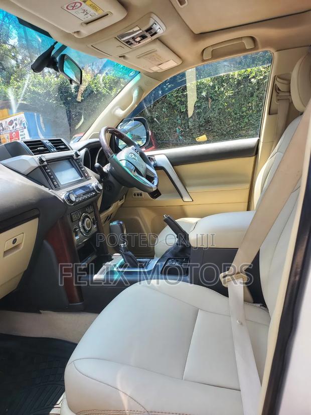 Toyota Land Cruiser Prado 2016 White