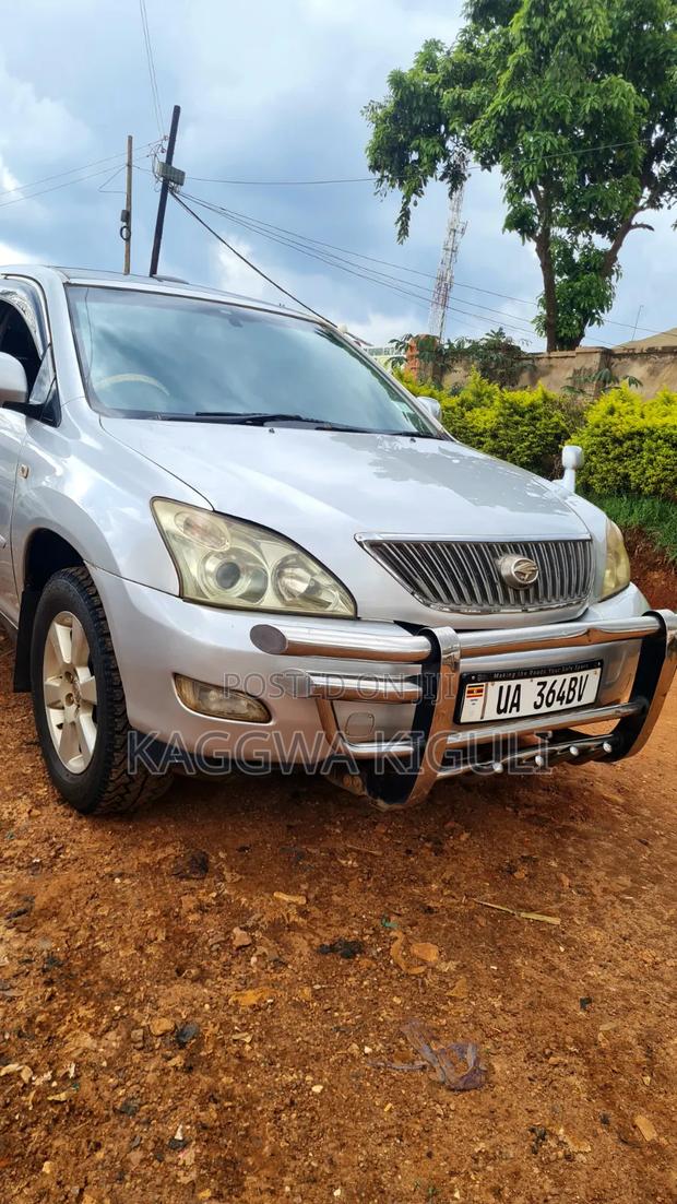 Toyota Harrier 2009 Silver