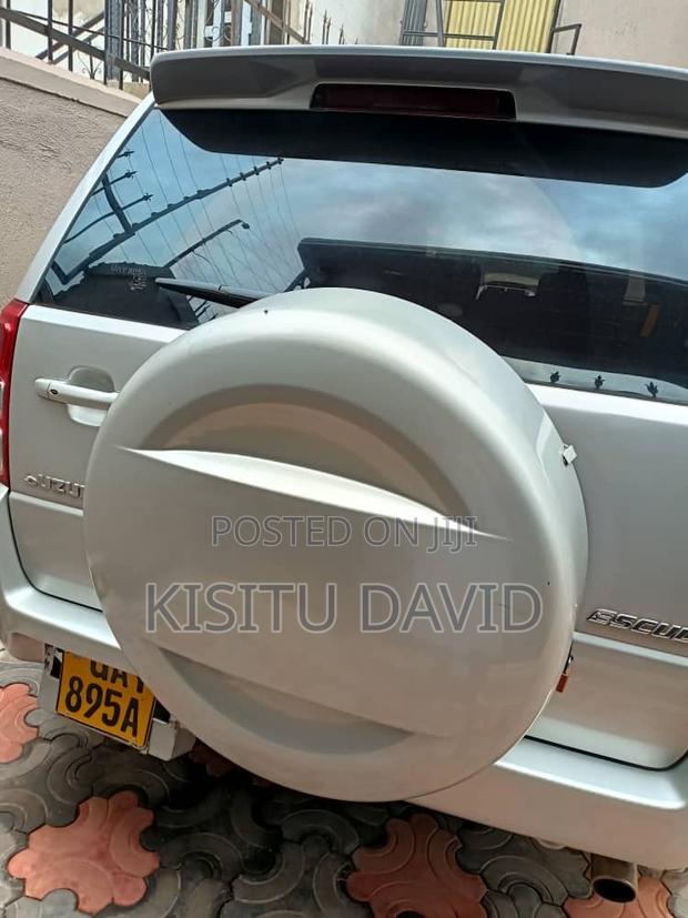 Suzuki Escudo 2006 Silver