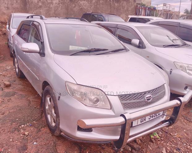 Toyota Corolla Fielder 1.5 Petrol FWD 2010 Silver