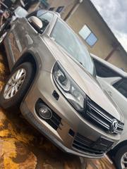 Volkswagen Tiguan SE 2013 Brown for sale