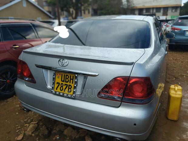 Toyota Crown 2007 Silver