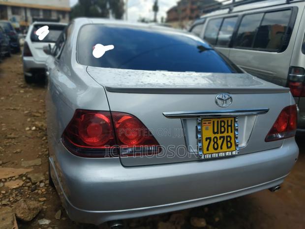Toyota Crown 2007 Silver