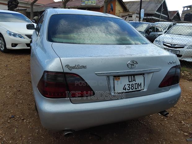 Toyota Crown Royale 2005 Silver