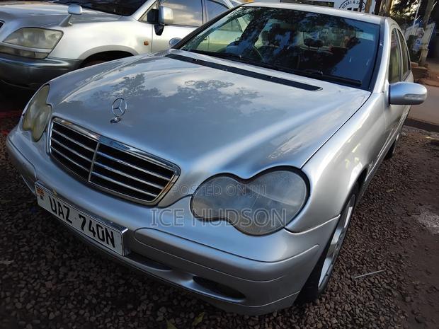 Mercedes-Benz C180 2004 Silver