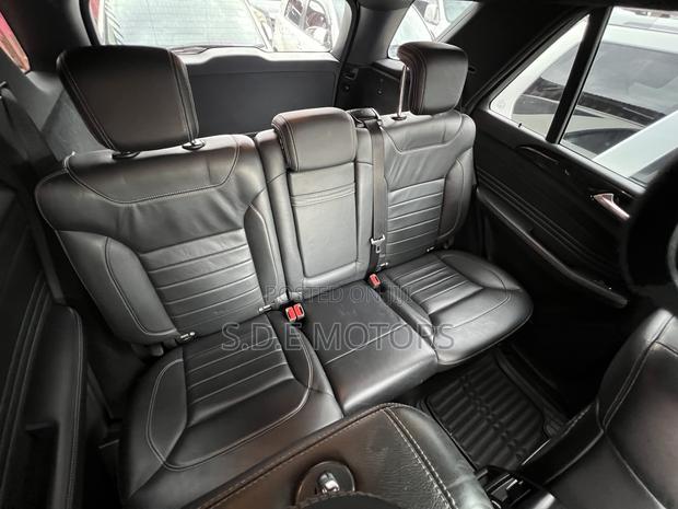 Mercedes-Benz M Class ML350 4MATIC 4dr SUV AWD (3.5L 6cyl 7A) 2014