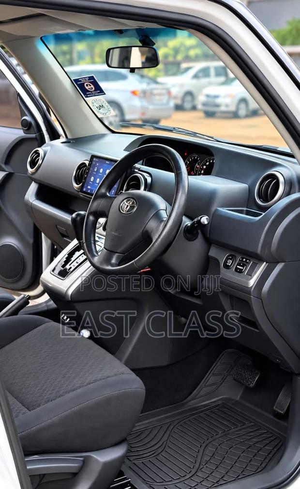 Toyota Rumion 1.5 FWD 2023 White