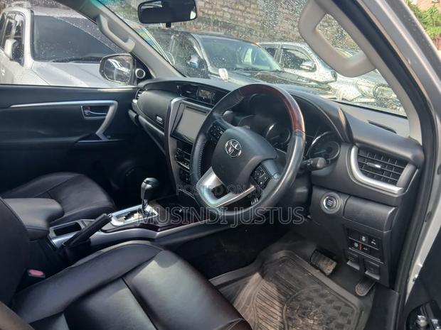 Toyota Fortuner 2016 Silver