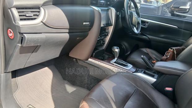 Toyota Fortuner 2016 Silver