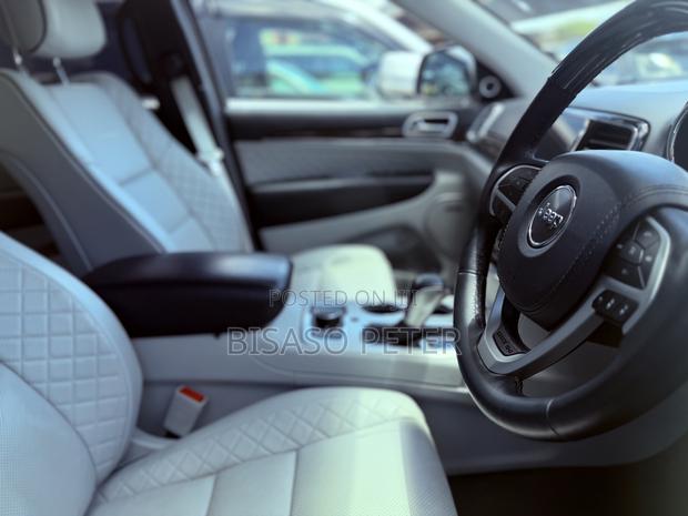 Jeep Grand Cherokee Summit 4dr 4x4 2018 White