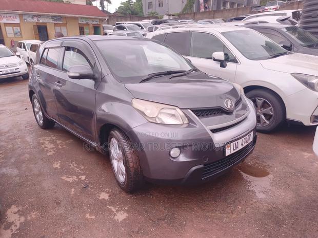 Toyota IST 2008 Black