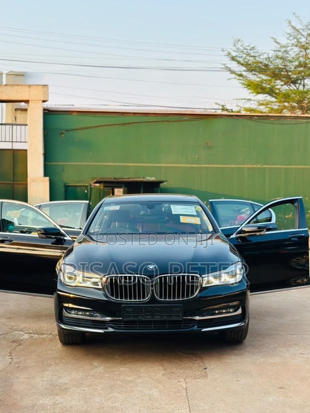 BMW 7 Series 730Li 2016 Black