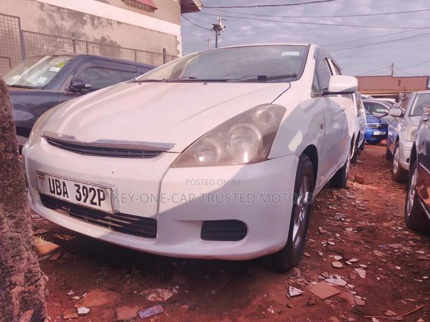 Toyota Wish 2005 White