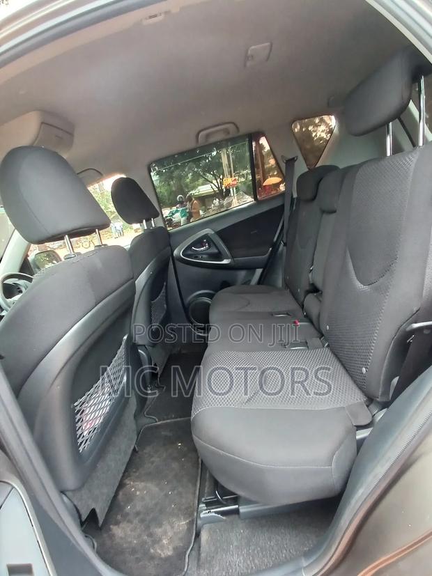 Toyota RAV4 Limited AWD (2.5L 4cyl 6A) 2013 Gray