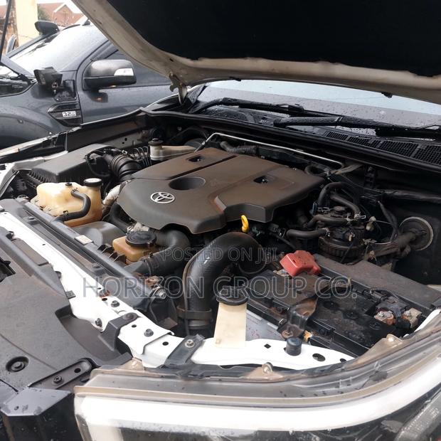 Toyota Hilux Revo Double Cab Deisel 2.8 AWD 2019 White